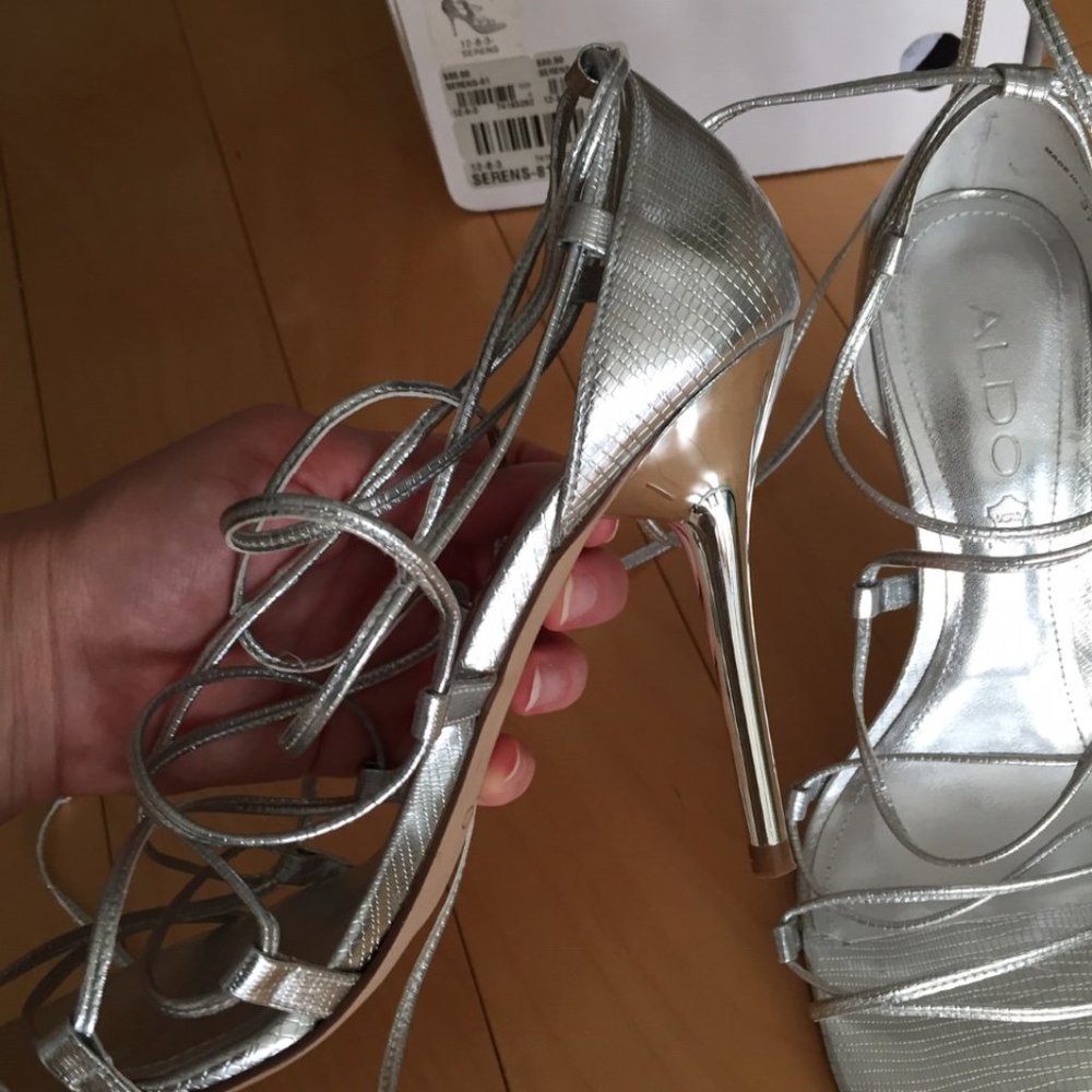 ALDO, SILVER LACE SEXY HIGH HEEL SANDALS, SZ.37 - Picture 3 of 7
